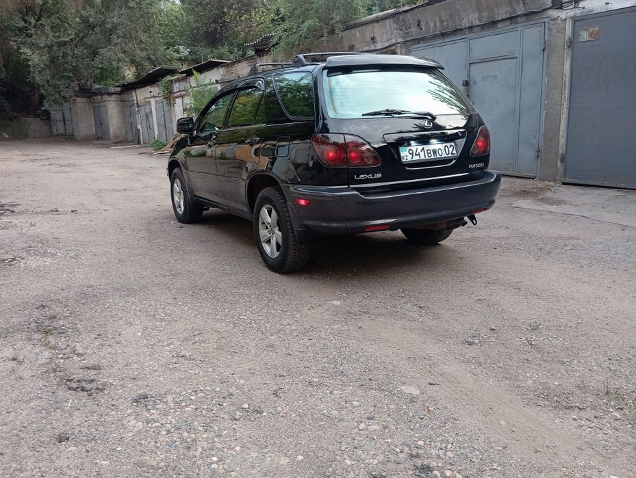 Продам Lexus RX300