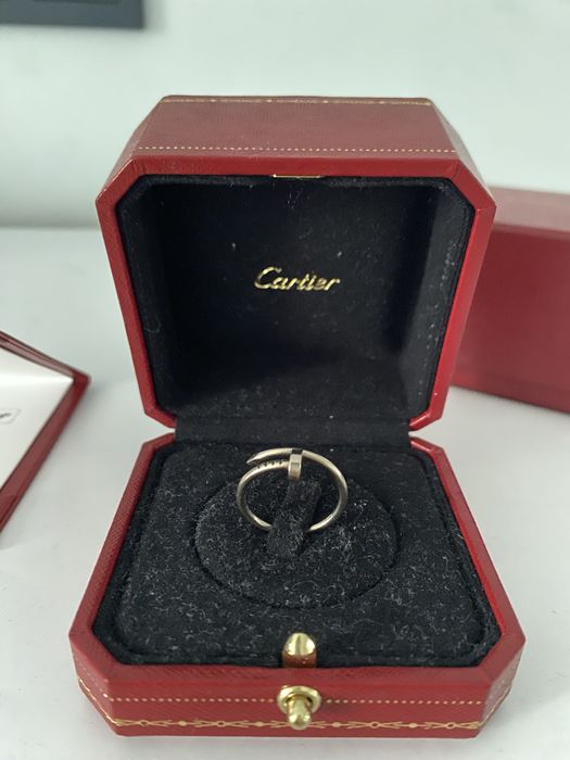 Продам кольцо cartier