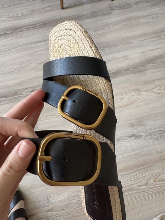 Чехли Massimo Dutti