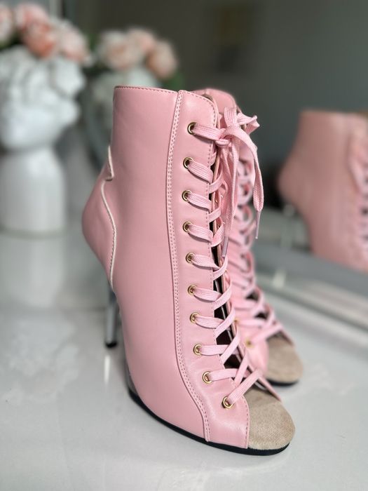 Туфли high heels