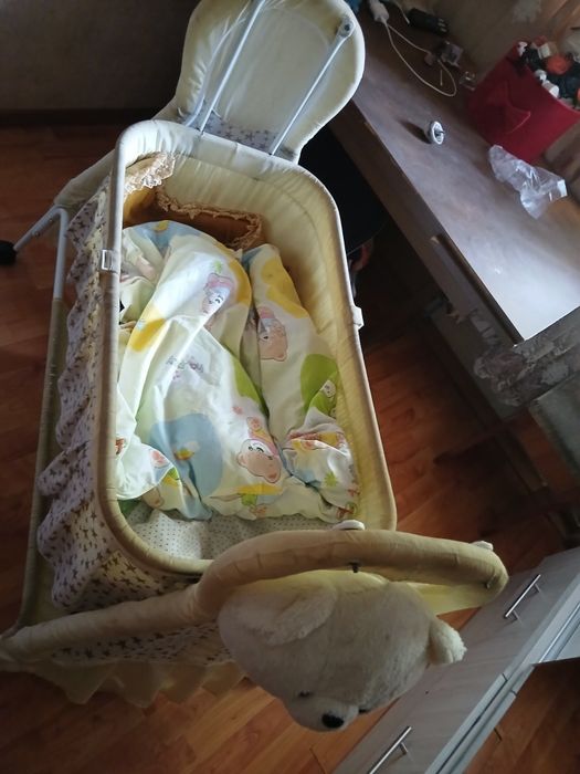 Продаётся детский велик ходунки и машина