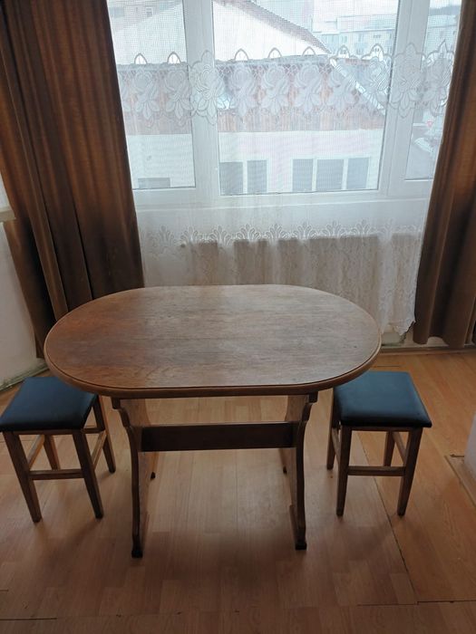 Garsonieră de inchiriat zona sens/ Casa Albă