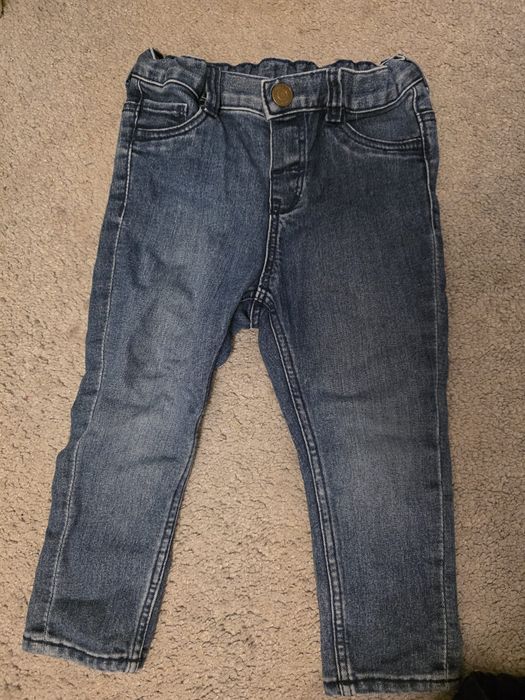 Vand blugi /pantaloni /camasa marimea 86 impecabile (Zara,H&M,Cocodrilo,inextenso)