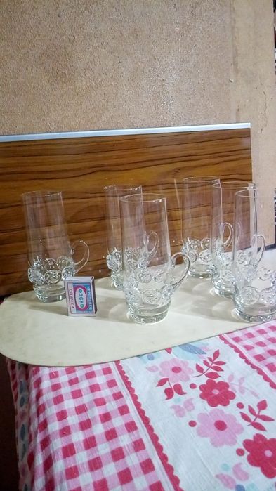 Фужеры с ручкой.