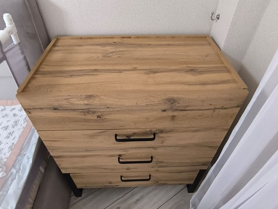 Продам комод !!!