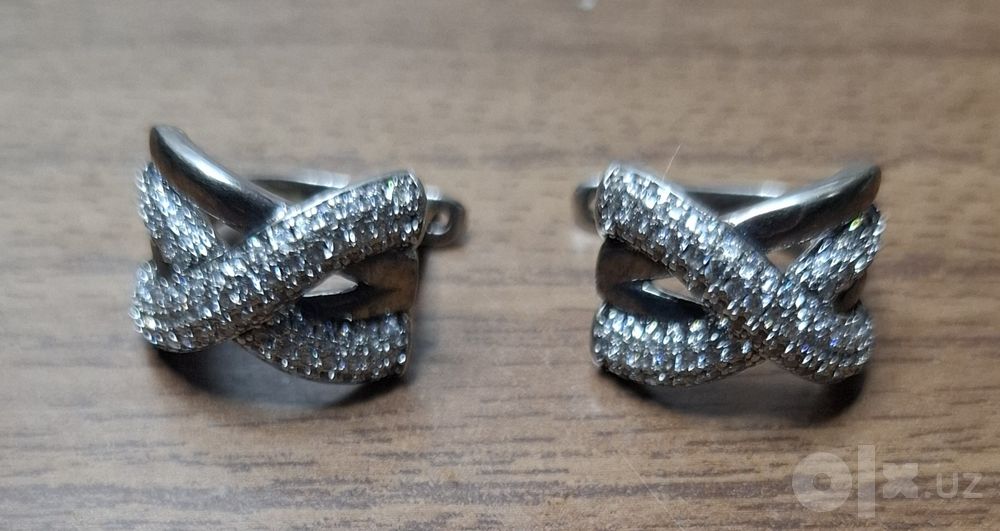 Серёжки серебряные.