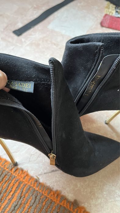 Все по 5000. Сатылады 5мыңнан