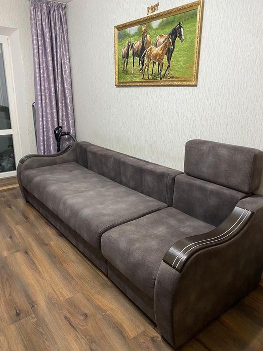 Продается диван (делается угловым)