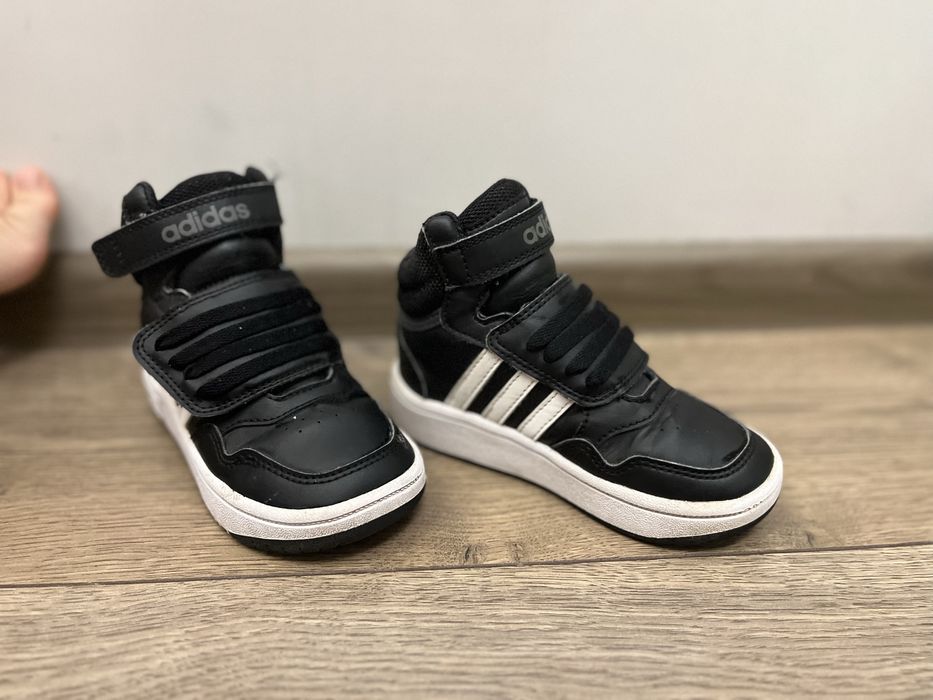 Маратонки ADIDAS Hoops Mid Shoes