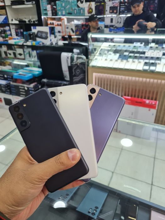 Samsung S 21 naxt nasiya savdoga bor talabalar uchun ham bor