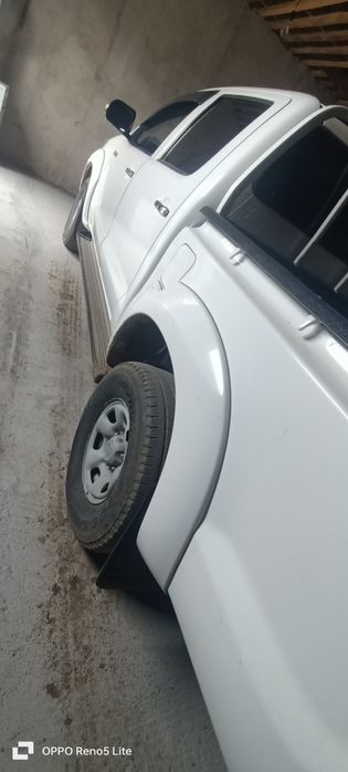 Продам срочно пикап 2014