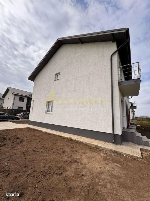 - Casa gata de mutare - 4 camere 3 bai + Pod