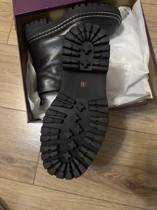 Ботинки женские новые