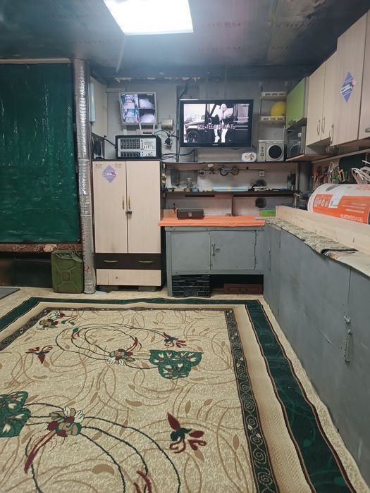 Продам гараж Общ Бахор