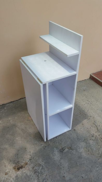 Маникюрный стол ( стол для маникюра)