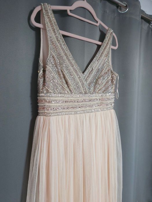 Официална рокля с пайети