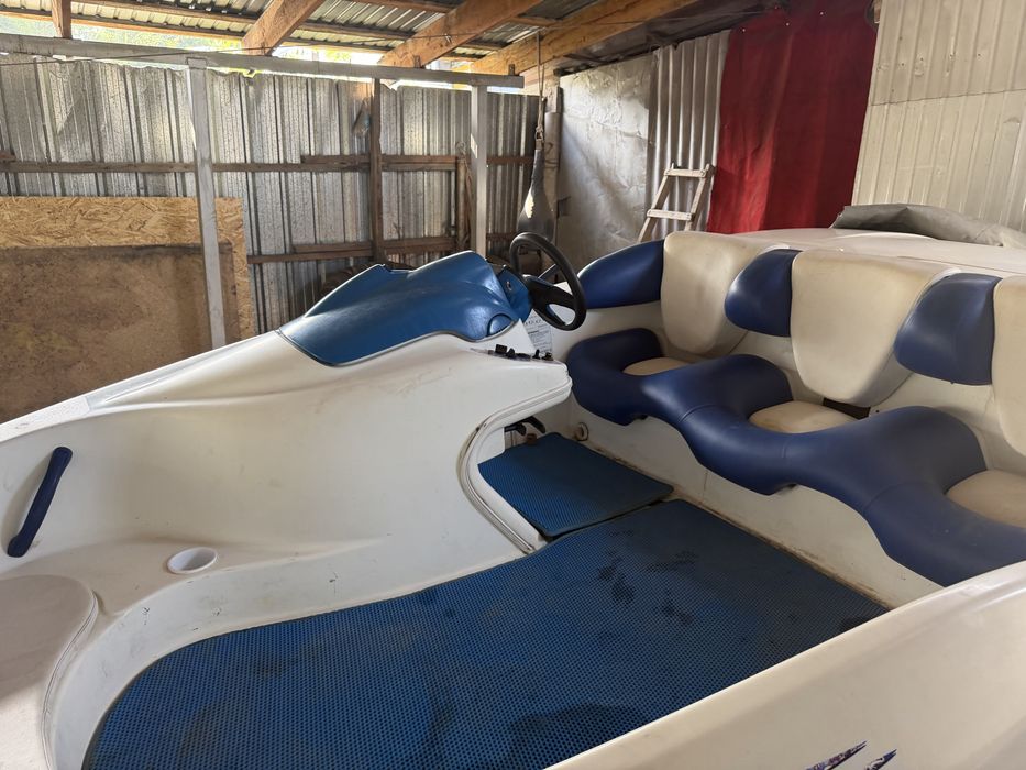 Продам BRP катер 5 мест