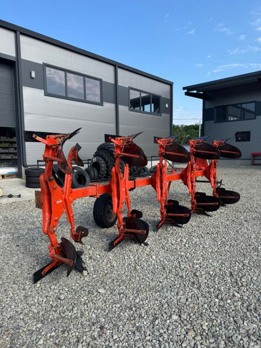 Plug agricol Kuhn Multimaster121-5 trupite