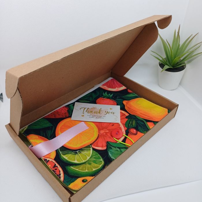 Хенмейд /Калъфи за книги