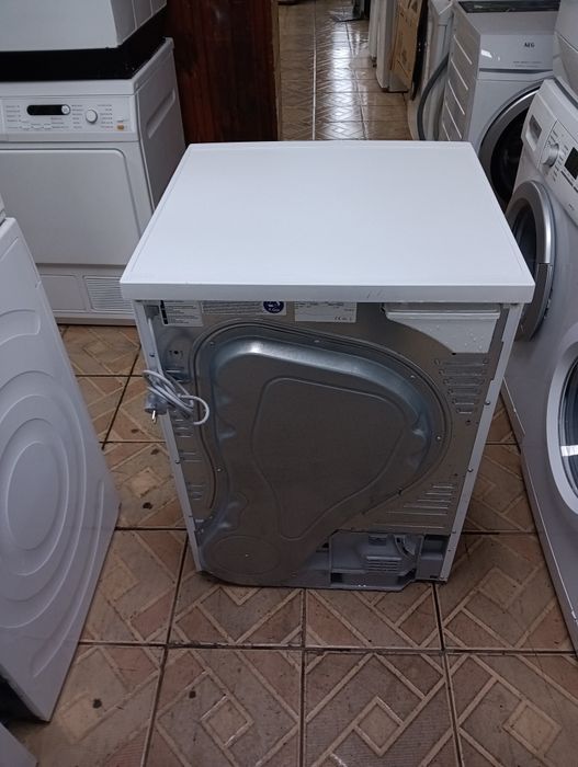 Сушилня с термопомпа Бош Bosch Eco Logixx7s. A++ 7кг 2 години гаранция