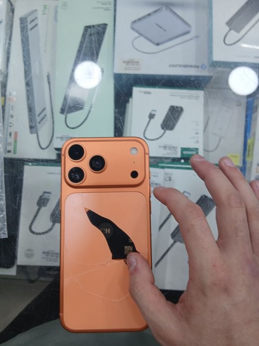 Apple 17 pro max копию продаю срочно