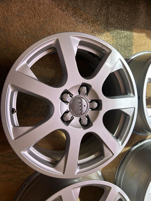 Лети джанти 17ки А4В6 Авант