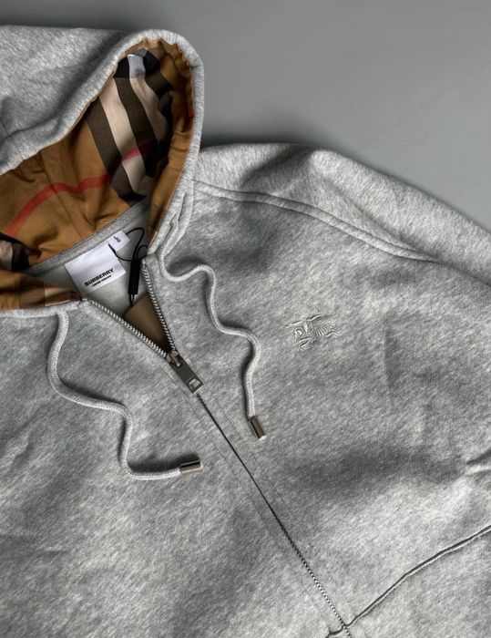 Hanorac Burberry cu fermoar