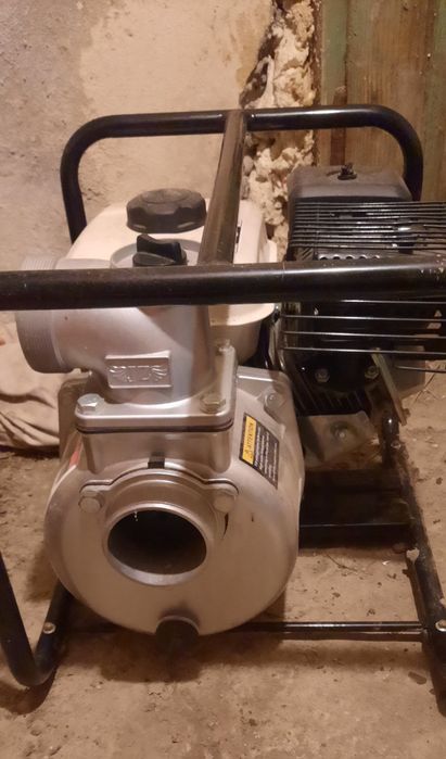 Motopompa apa pe benzina
