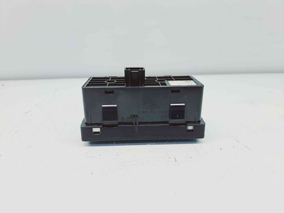 Butoane comenzi consola centrala MAZDA 3 Fastback [Fabr 2003-2009] GK