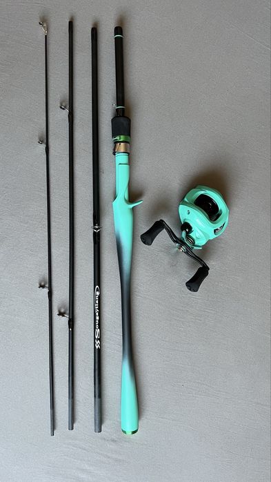 Удилище четырёхсекционное в сборе с мультипликаторной катушкой