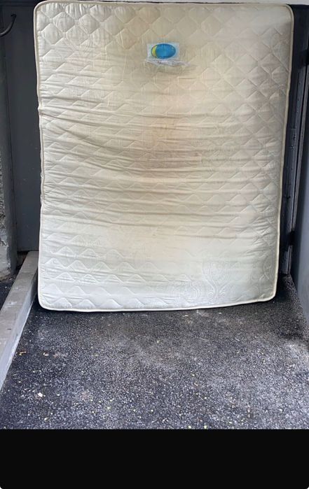 Матрас  кроватии