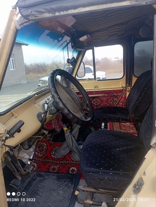 Uaz sotilasi tayor