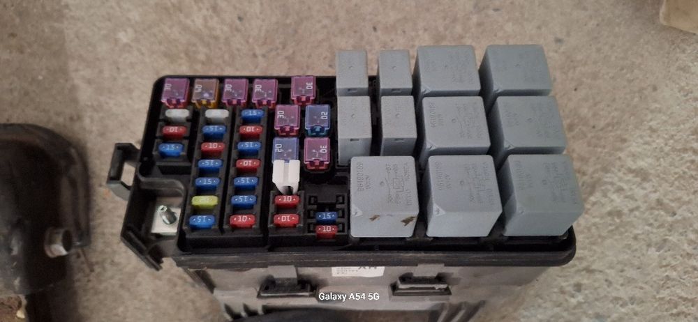 Jentra provotka polni