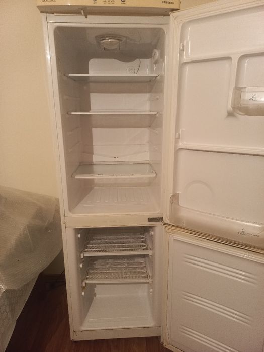 Двукамерный холодильник самсунг