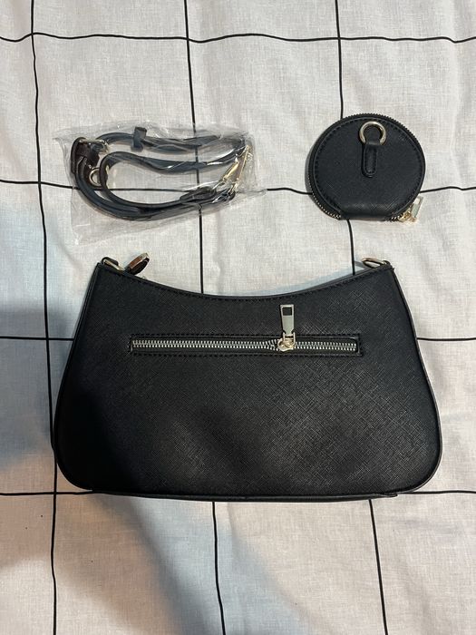 Geanta guess neagra simpla