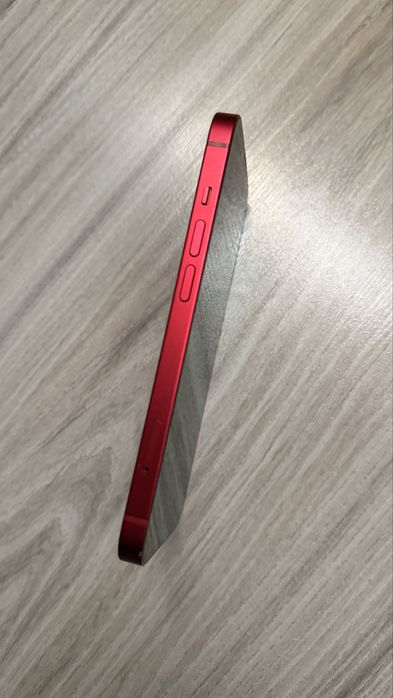 iPhone 14 128GB — отлично състояние + ПЪЛЕН КОМПЛЕКТ