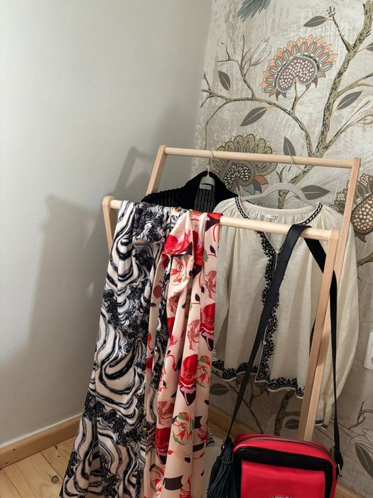 Suport pliabil de umerase, prosoape, haine