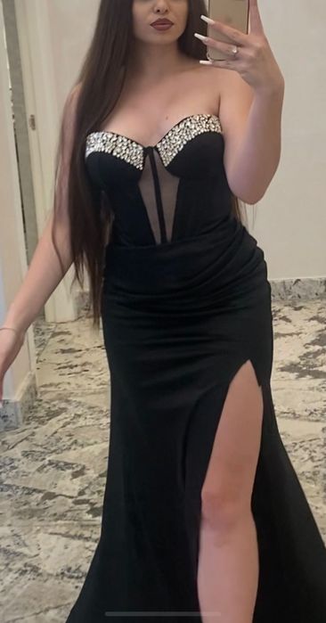 Rochie extravagantă evenimente