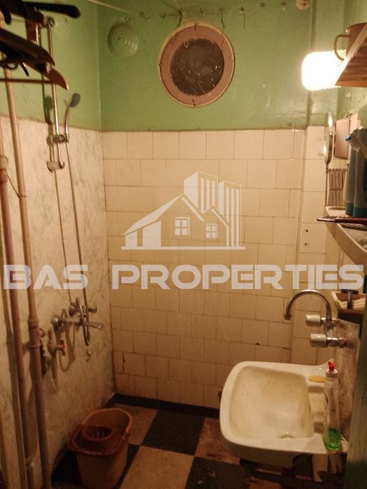 Продава се Двустаен апартамент в София, Център - 63 кв.м за 3810 €/кв.м - Снимка #6