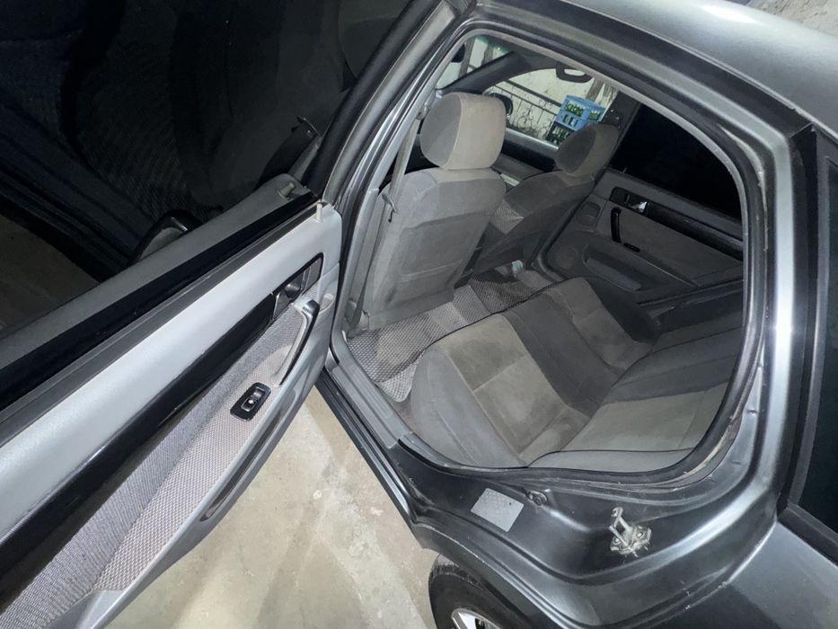 Срошни жентра сотилади