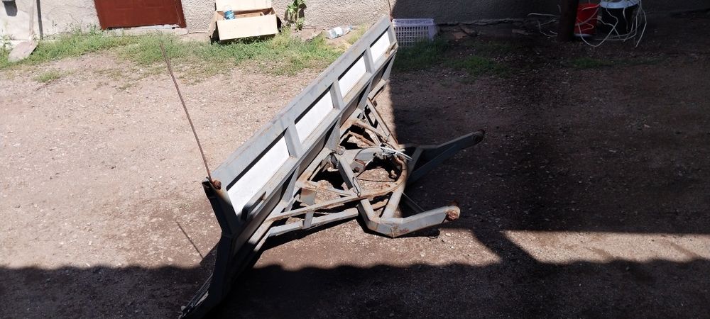 Отвал,бампер с лебёдкой