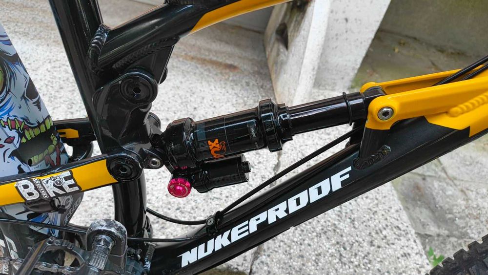 Велосипед "Nukeproof"27.5 M размер, Ендуро 1х11  XT, 4 бутални спирачки Formula AIR
