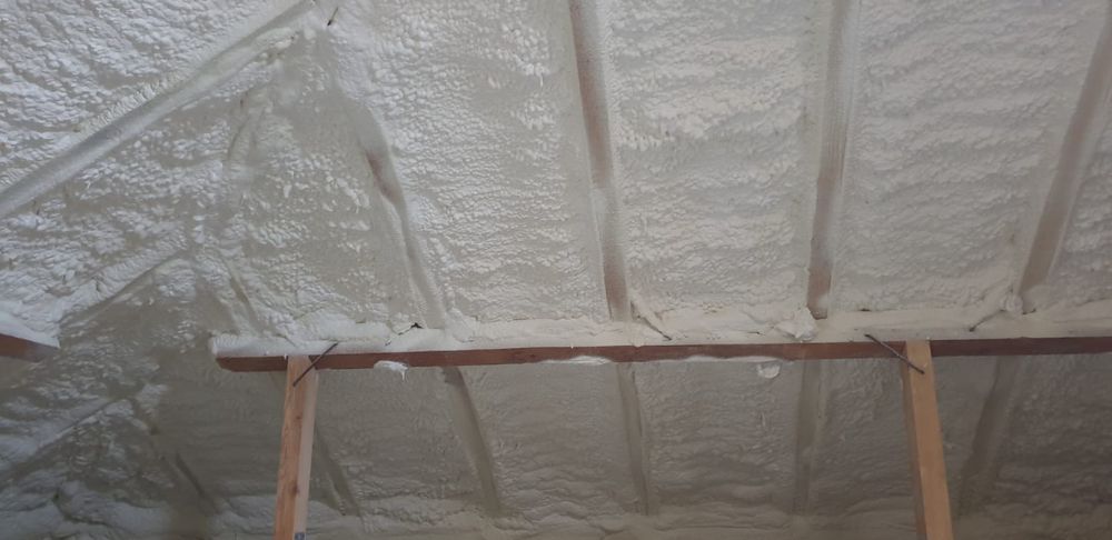 Izolatie spuma poiuretanica