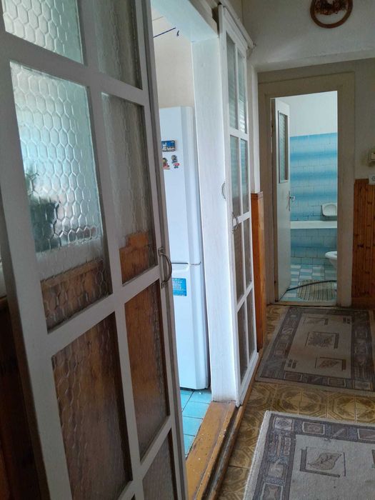 De vanzare apartament cu trei camere in Rodnei
