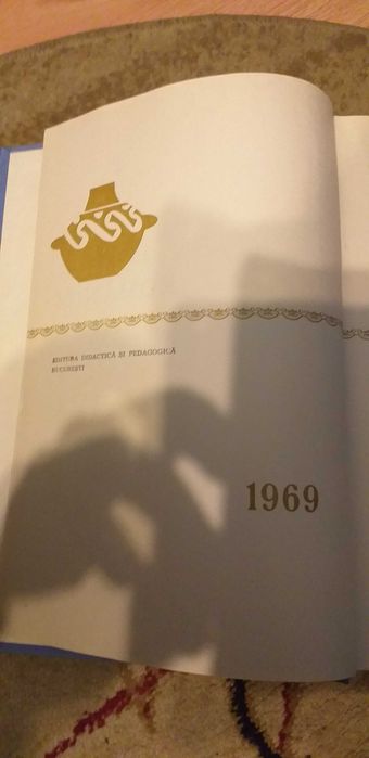 Carte excepțională "Istoria României"