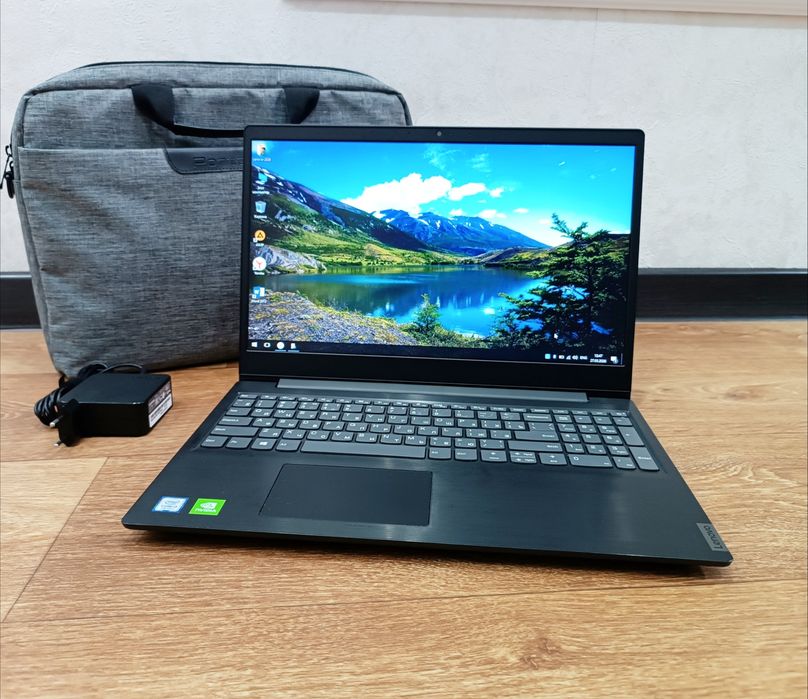НОУТБУК Lenovo + Сумка i3/SSD/Nvidia.
