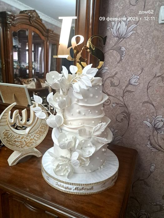 Toy, fotiha va tugilgan kun uchun Tort va shirinliklar