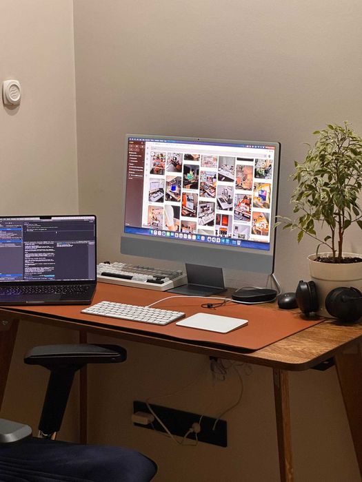 iMac 24” Blue · M1 · 8 ГБ. Новый? Почти. + Apple Magic Trackpad