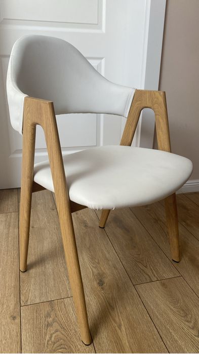 Scaun bucatarie / living , tapitat, lemn + imitatie piele, alb + natur