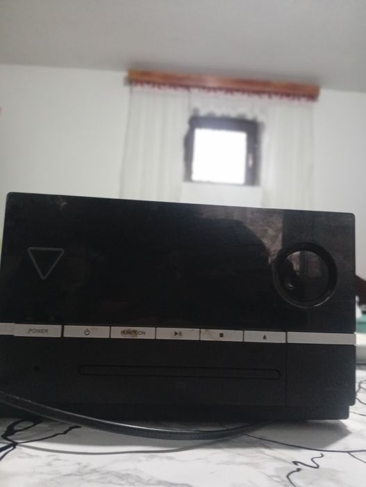 Set Boxe Philips FWB-MCM760 + Stație Tevion – Funcționale – Preț bun